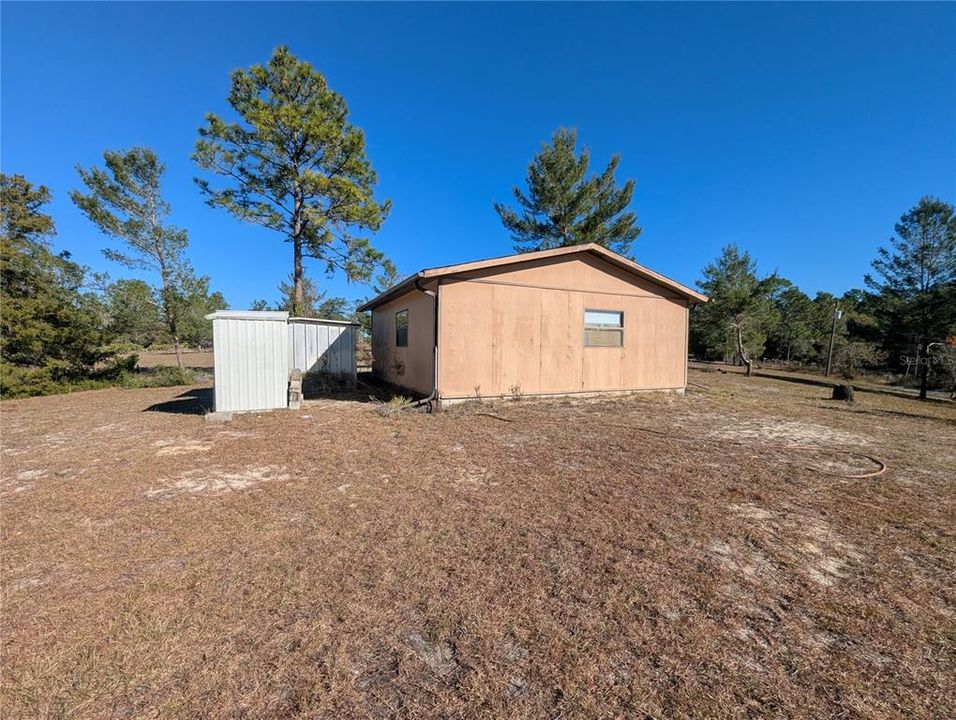 For Sale: $210,000 (2 beds, 2 baths, 1274 Square Feet)