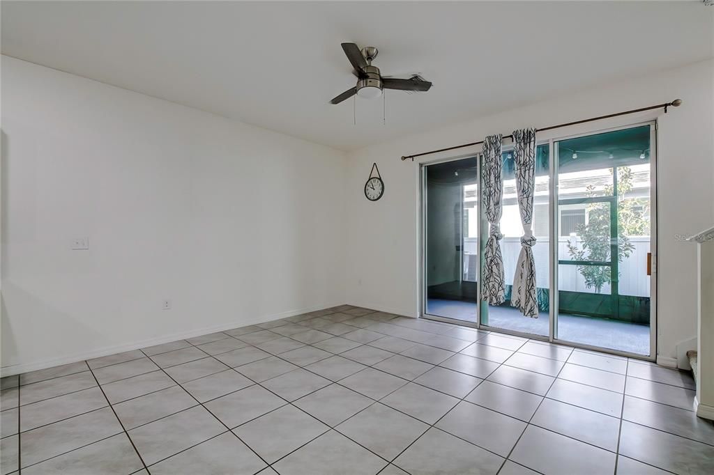 For Rent: $2,300 (3 beds, 2 baths, 1673 Square Feet)