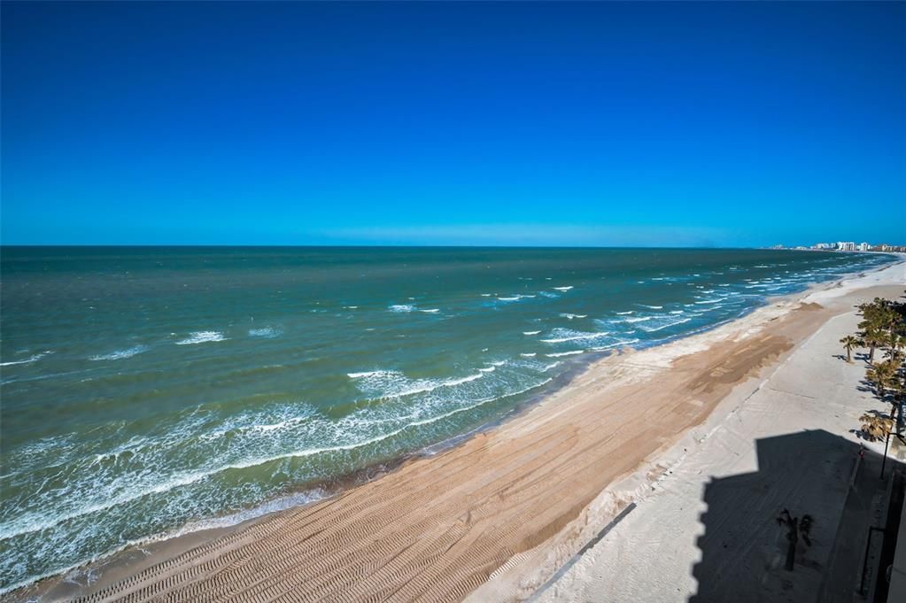 View of the Gulf going north toward Clearwater Beach