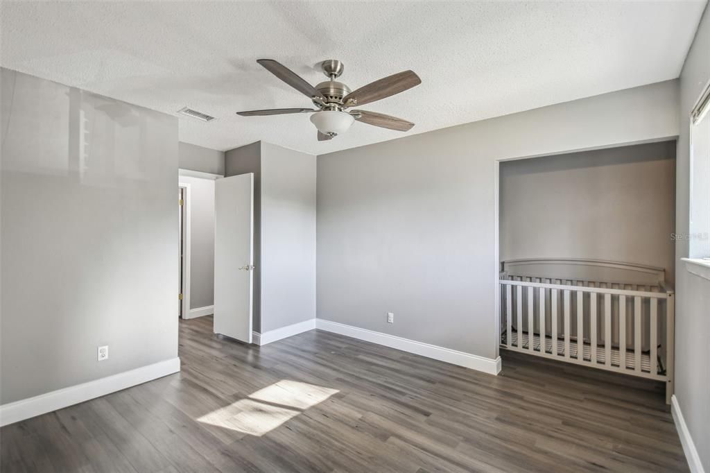 For Sale: $265,000 (2 beds, 2 baths, 1328 Square Feet)