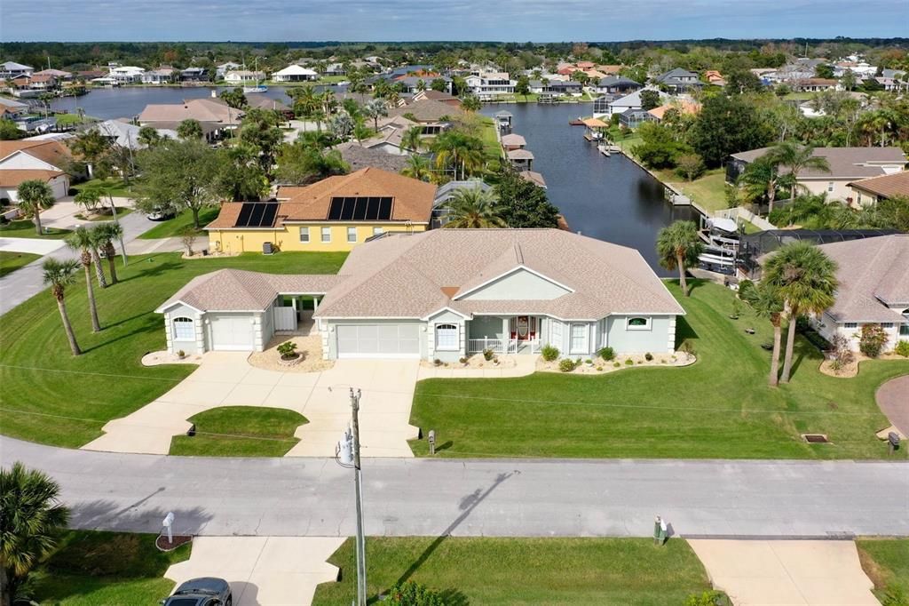 Active With Contract: $849,900 (3 beds, 2 baths, 2643 Square Feet)