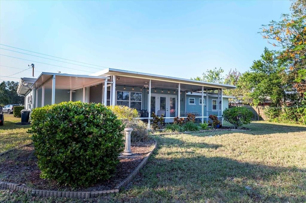 For Sale: $400,000 (3 beds, 2 baths, 1629 Square Feet)