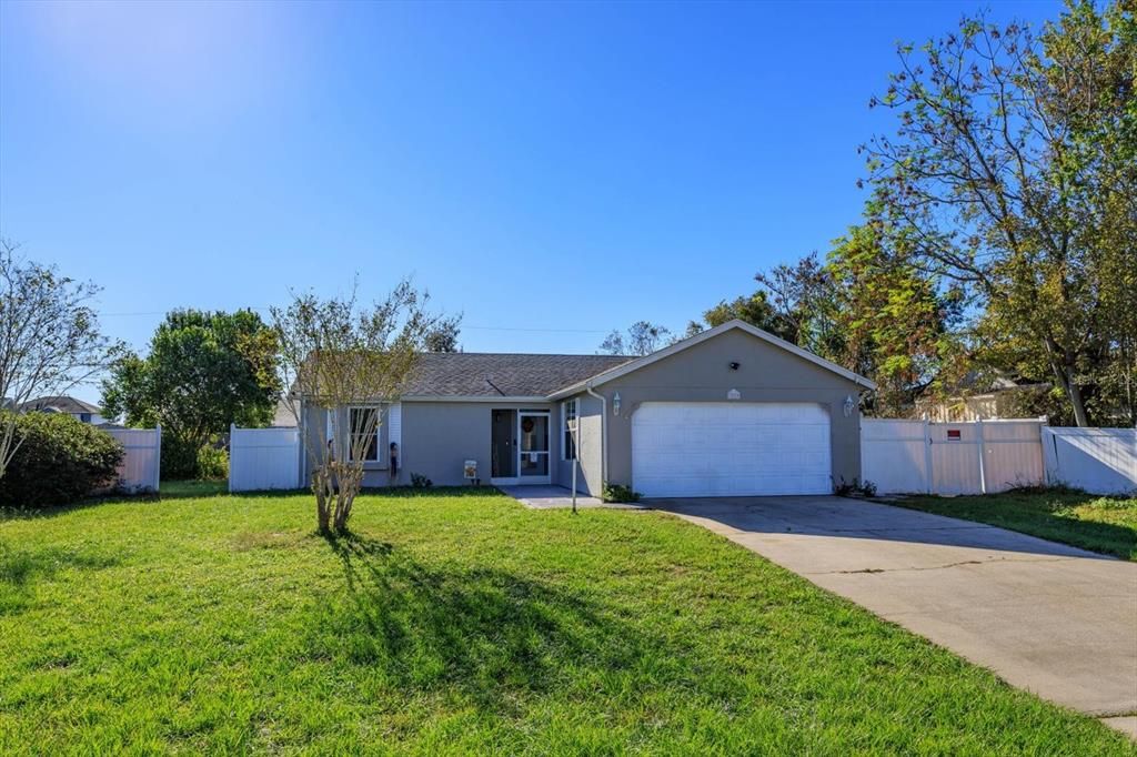 For Sale: $315,000 (3 beds, 2 baths, 1219 Square Feet)