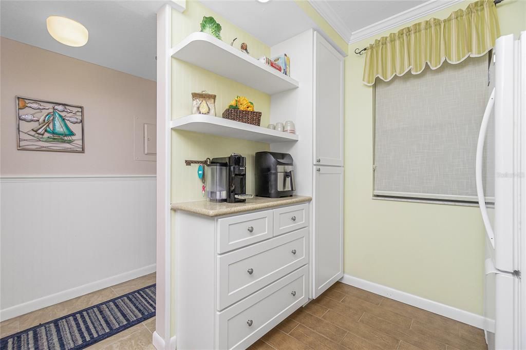 Kitchen nook area.