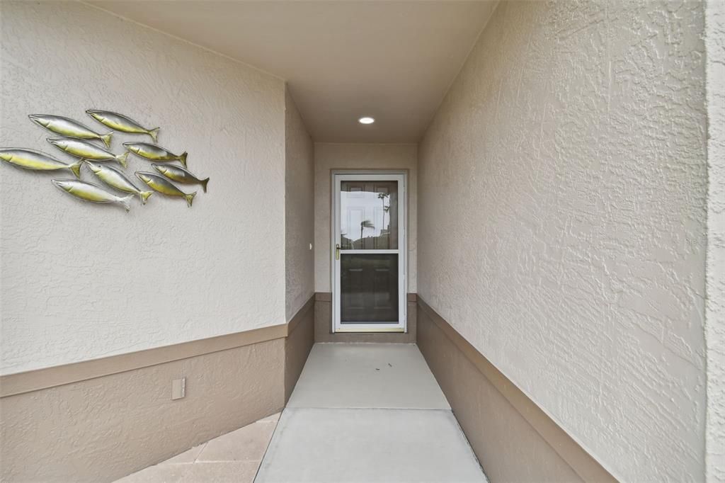 For Sale: $349,900 (2 beds, 2 baths, 1415 Square Feet)