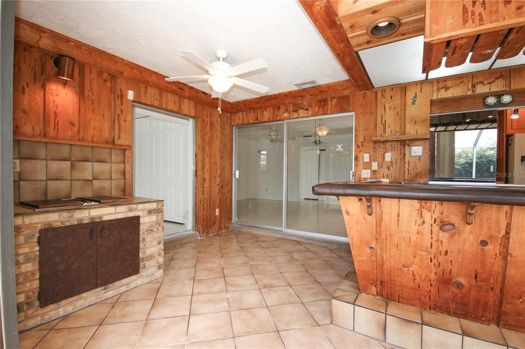 Sunroom with Jen-Air Grill and Custom Bar