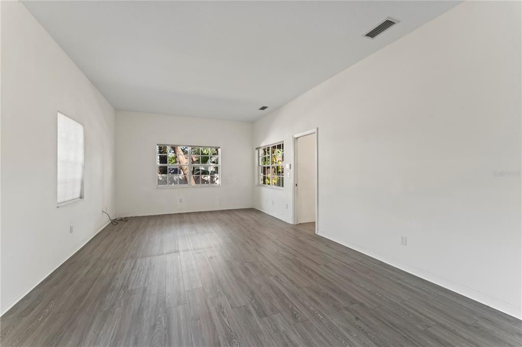 Active With Contract: $1,100,000 (3 beds, 2 baths, 2449 Square Feet)