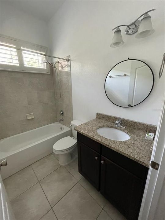 For Rent: $2,500 (3 beds, 2 baths, 1527 Square Feet)