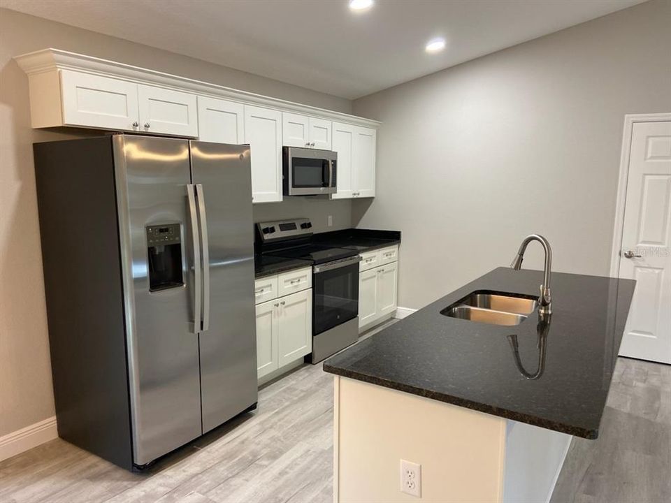 For Sale: $264,900 (3 beds, 2 baths, 1438 Square Feet)