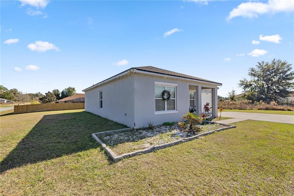 For Sale: $275,000 (4 beds, 2 baths, 1451 Square Feet)