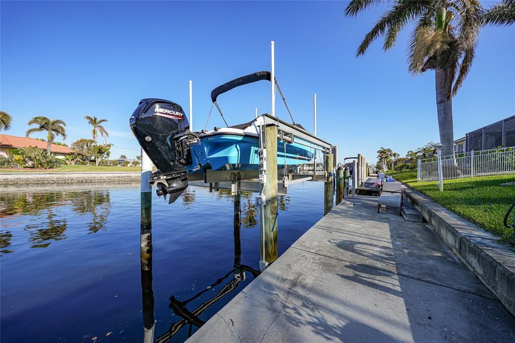 For Sale: $1,350,000 (3 beds, 2 baths, 2633 Square Feet)