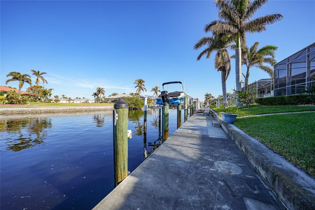 For Sale: $1,350,000 (3 beds, 2 baths, 2633 Square Feet)