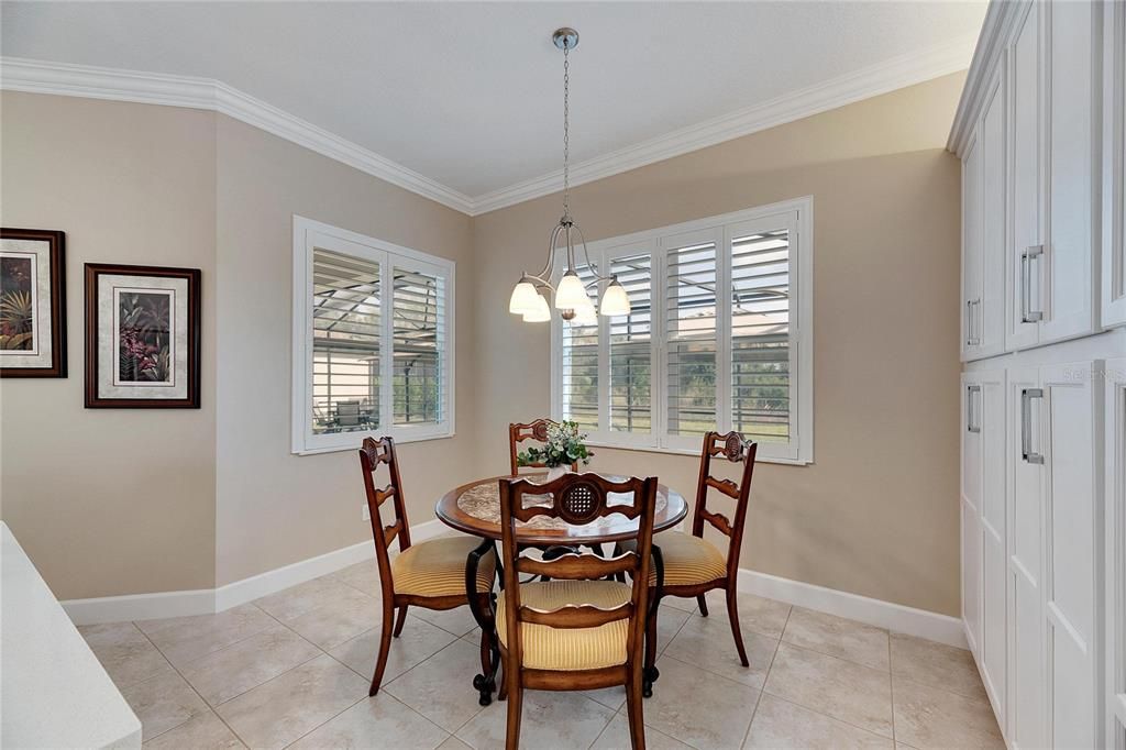 Breakfast Nook Overlooks The Heated Pool and Spa.