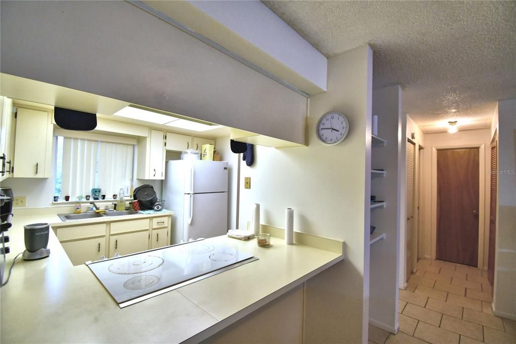 For Sale: $139,000 (2 beds, 2 baths, 1252 Square Feet)