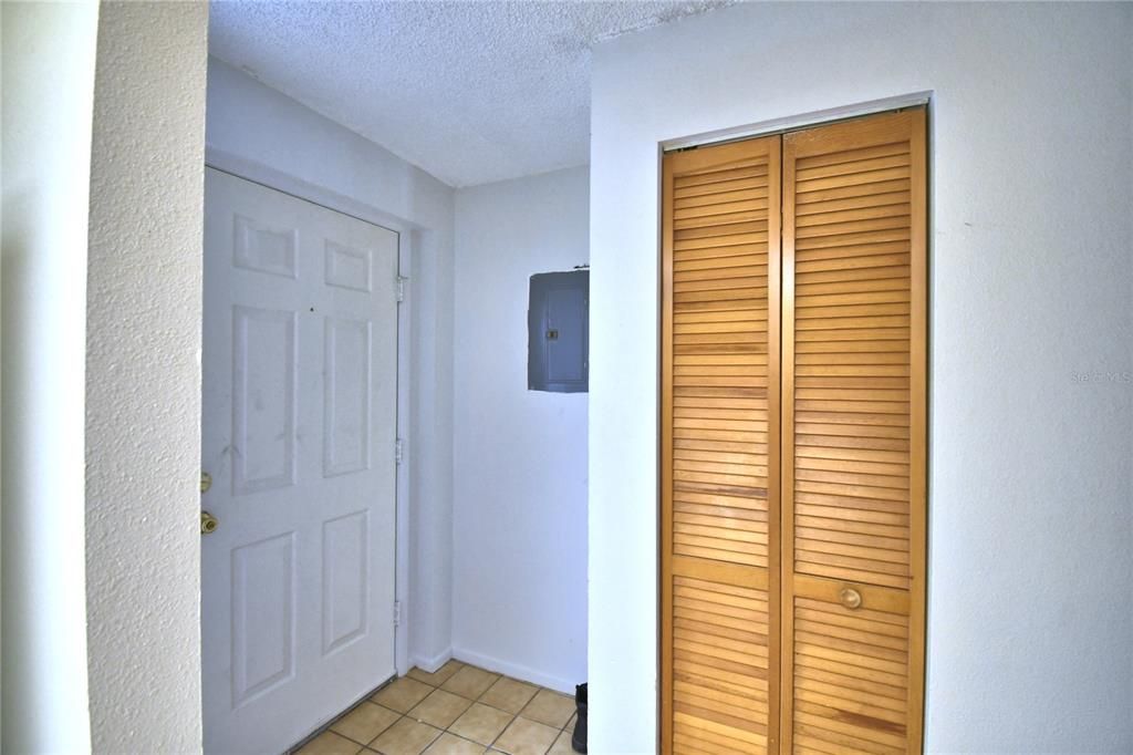 For Sale: $139,000 (2 beds, 2 baths, 1252 Square Feet)