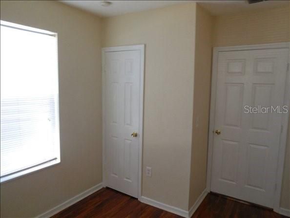 For Rent: $2,300 (3 beds, 2 baths, 1010 Square Feet)