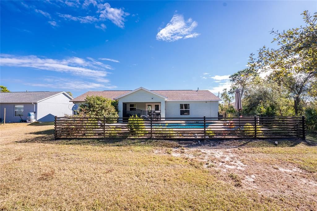 For Sale: $475,000 (3 beds, 2 baths, 1608 Square Feet)