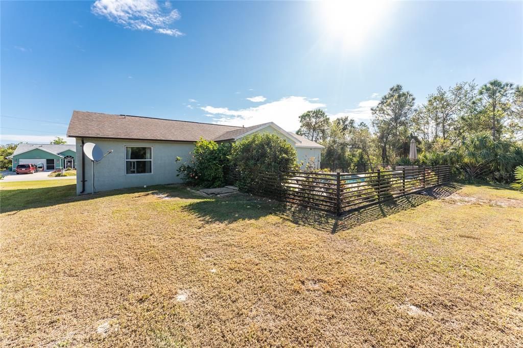 For Sale: $475,000 (3 beds, 2 baths, 1608 Square Feet)