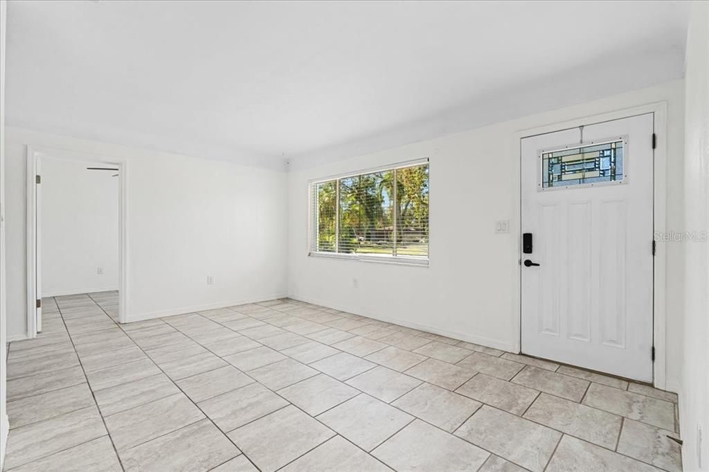 Entrance way into the living room