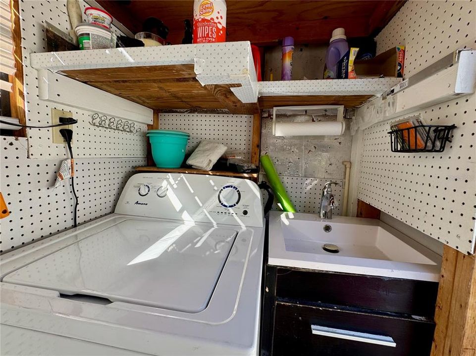 Washer & laundry sink in shed