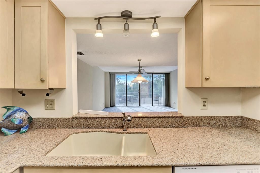 kITCHEN W/OPEN VIEW TO LIVING AREA