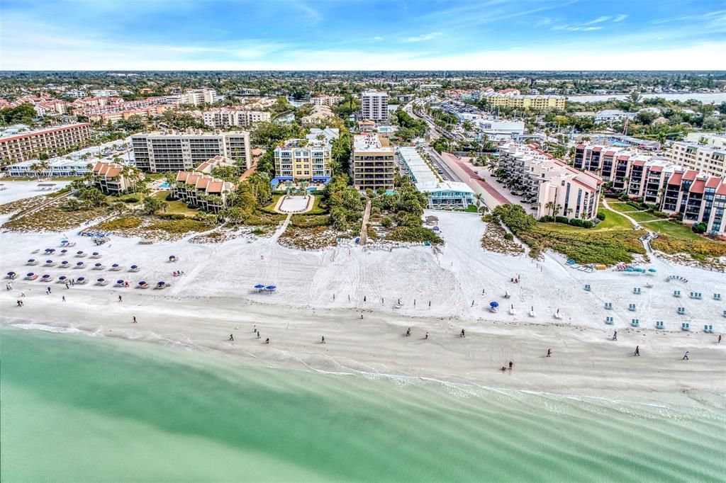 GULF OF MEXICO, BEACH, LOOKING TOWARDS CONDO BUILDING IN THE DISTANCE (CENTER)