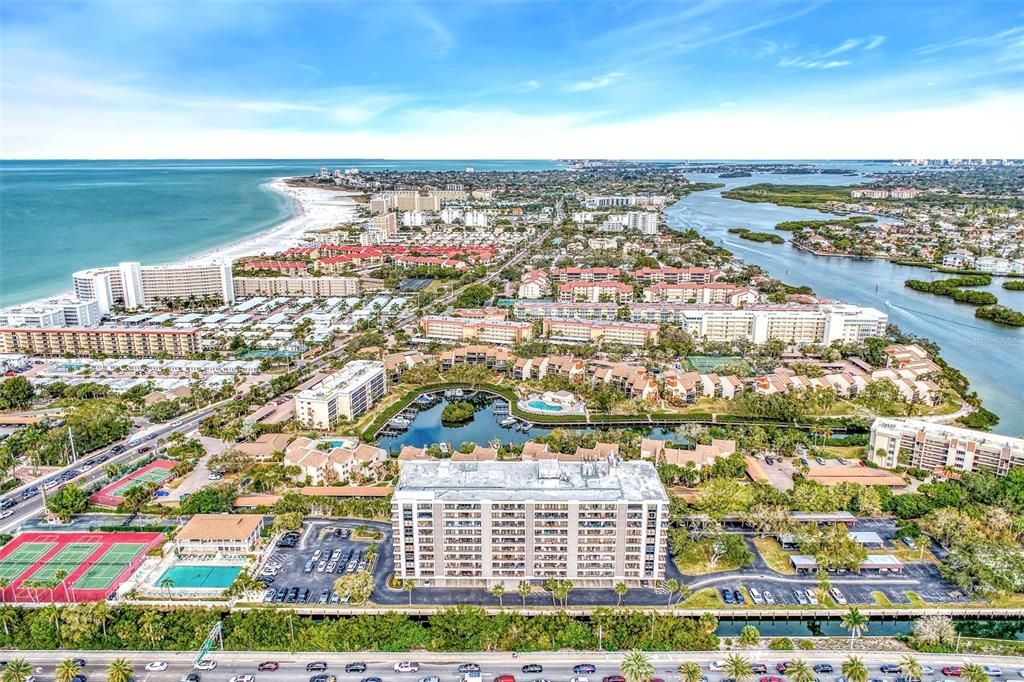 AERIAL VIEW (FRONT / CENTER) CONDO BUILDING