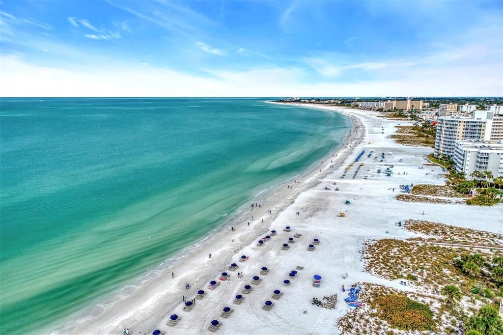 BEACH & GULF OF MEXICO