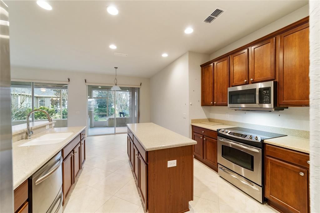 For Sale: $418,814 (3 beds, 2 baths, 2122 Square Feet)