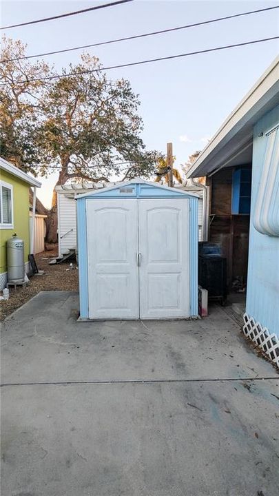 OUTDOOR SHED