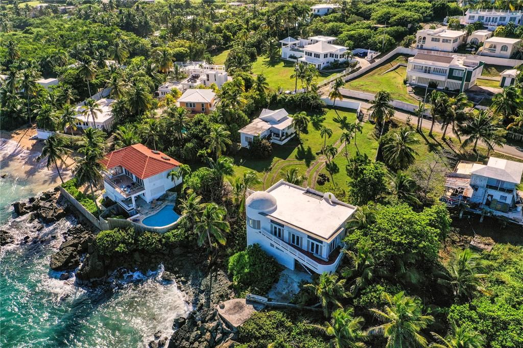 For Sale: $1,599,000 (4 beds, 4 baths, 3400 Square Feet)