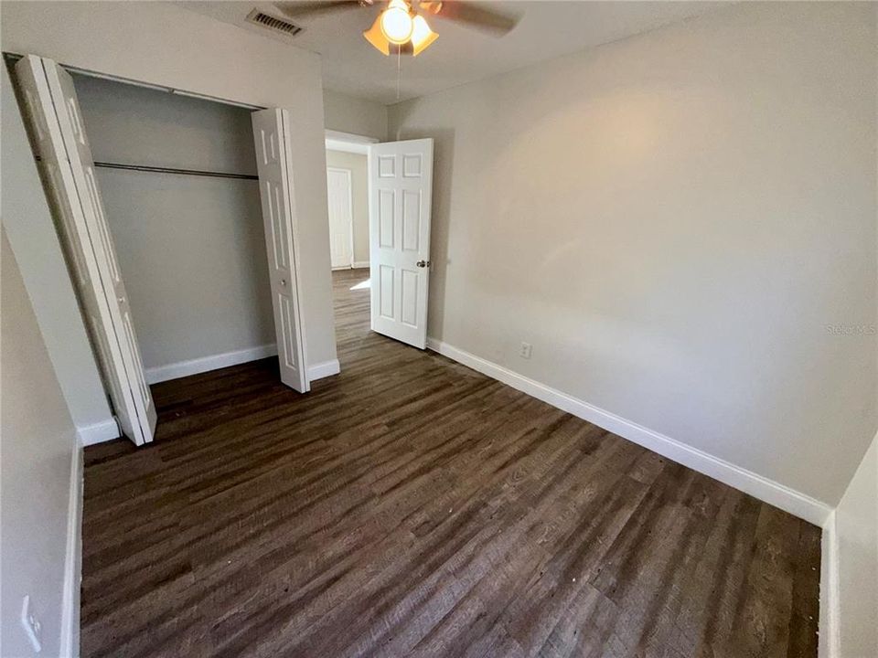 For Rent: $1,350 (2 beds, 1 baths, 650 Square Feet)