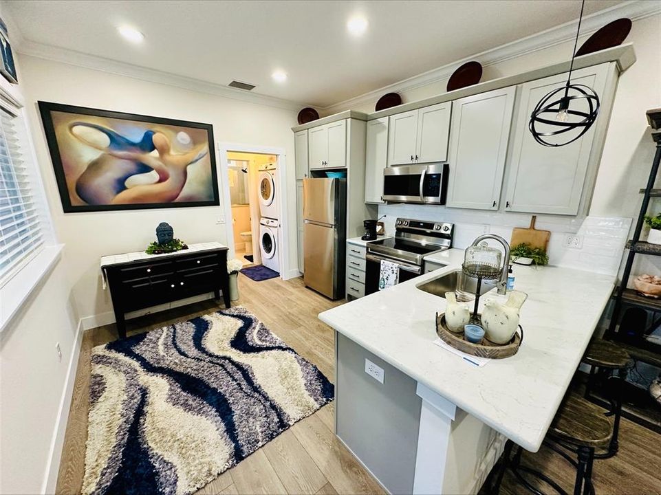 For Sale: $178,000 (2 beds, 2 baths, 772 Square Feet)