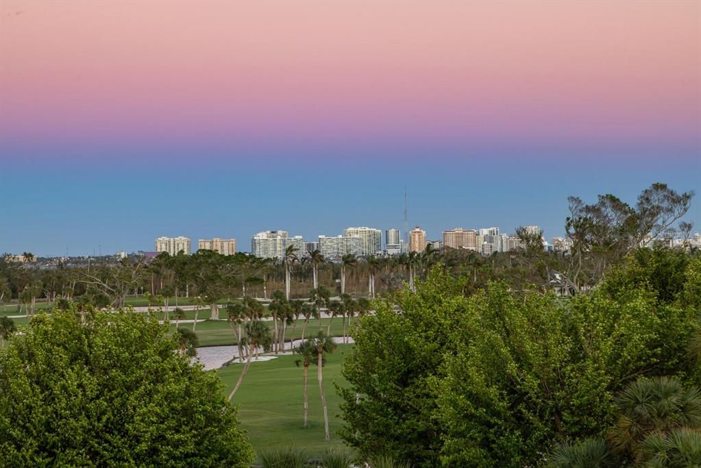 For Sale: $1,975,000 (3 beds, 2 baths, 2375 Square Feet)