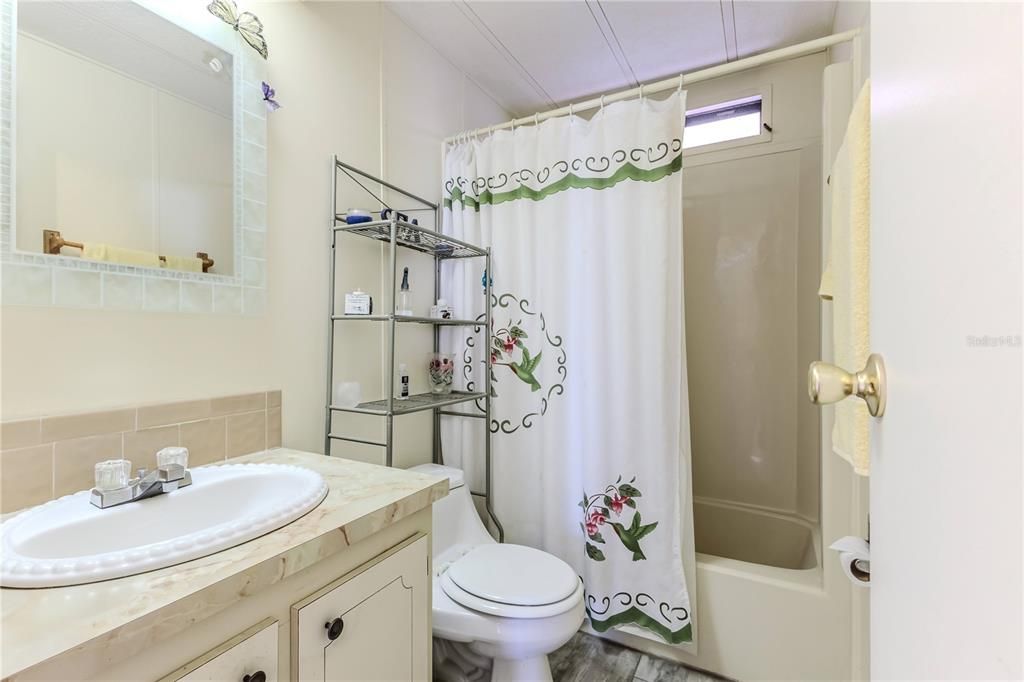 2nd Bathroom