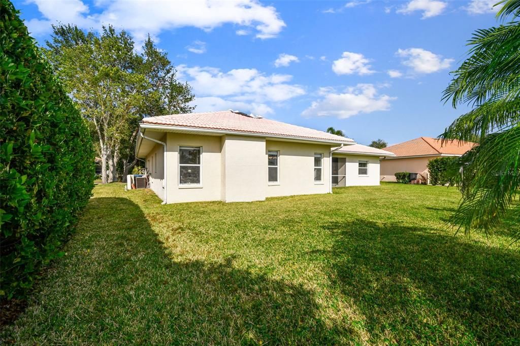 For Sale: $599,000 (3 beds, 2 baths, 2087 Square Feet)