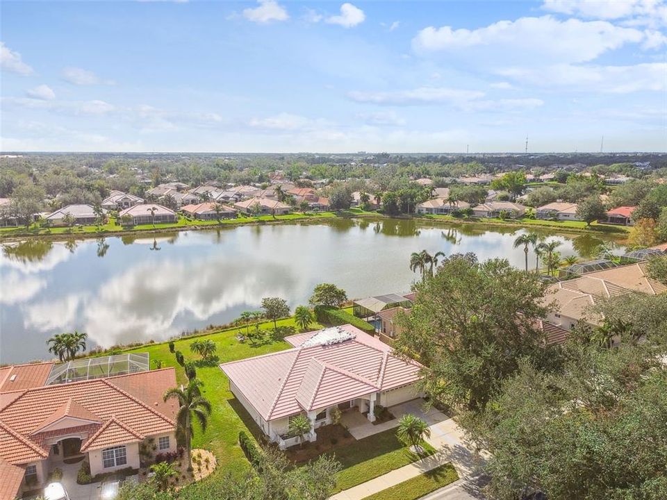 For Sale: $599,000 (3 beds, 2 baths, 2087 Square Feet)