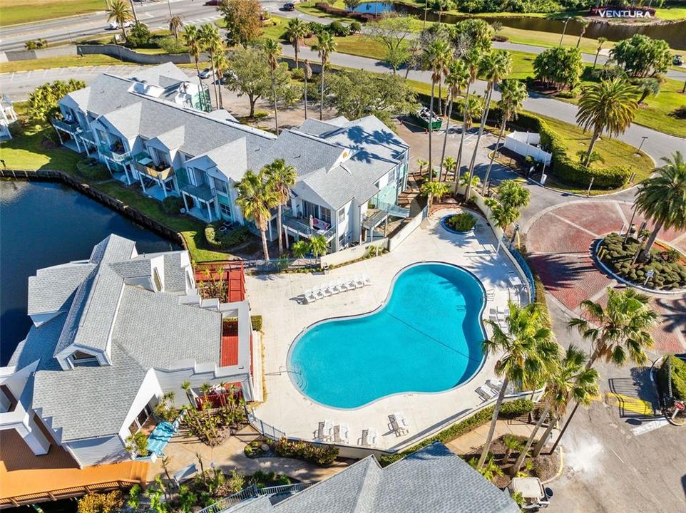 Dockside Condominiums provides a wealth of amenities, including a community pool, tennis court, fitness center, walking paths, and clubhouse. The location is unbeatable, with easy access to highways 408 and 528, Orlando International Airport, and downtown Orlando.