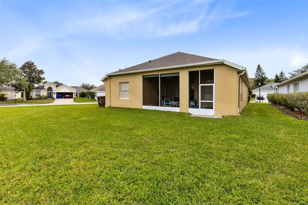 For Sale: $399,999 (3 beds, 2 baths, 1701 Square Feet)