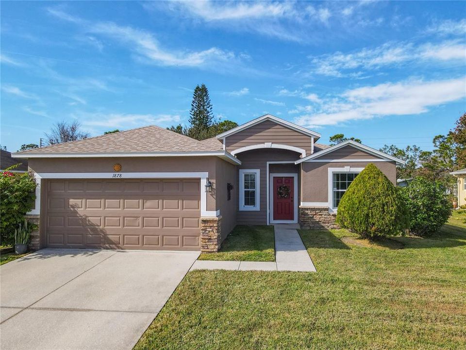 For Sale: $339,990 (3 beds, 2 baths, 1545 Square Feet)