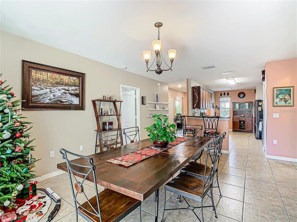 For Sale: $339,990 (3 beds, 2 baths, 1545 Square Feet)