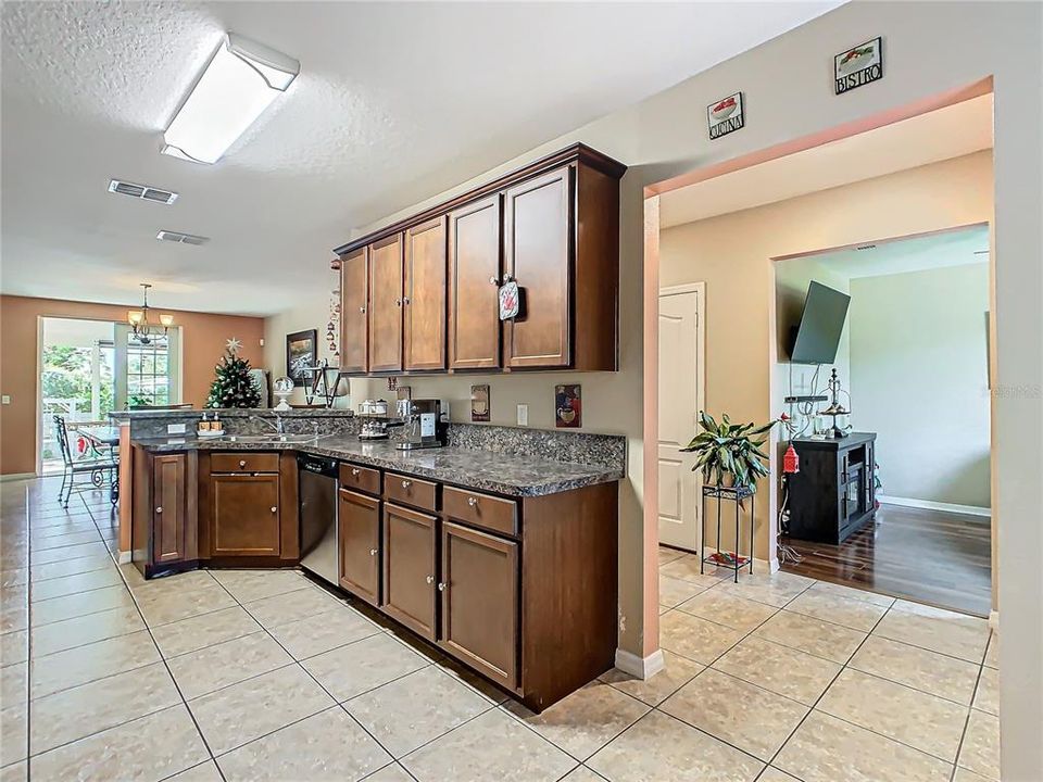 For Sale: $339,990 (3 beds, 2 baths, 1545 Square Feet)