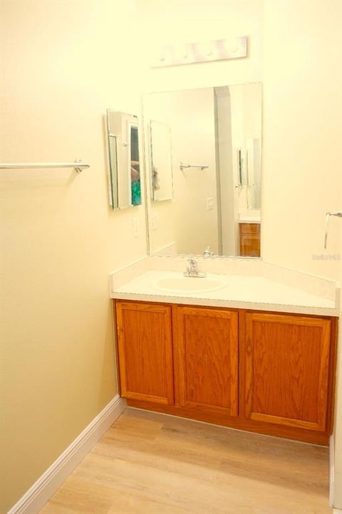 primary bath vanity 2