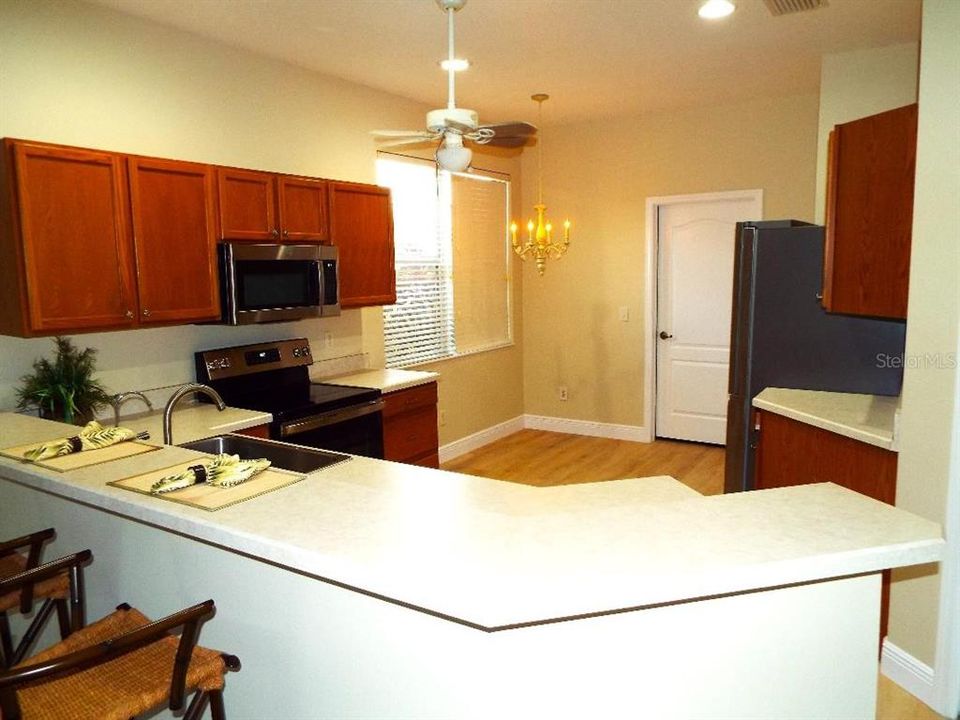 For Rent: $2,100 (2 beds, 2 baths, 1267 Square Feet)