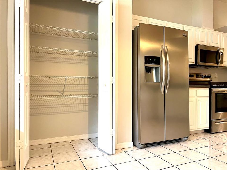 11. Pantry, Stainless Appliances.jpeg