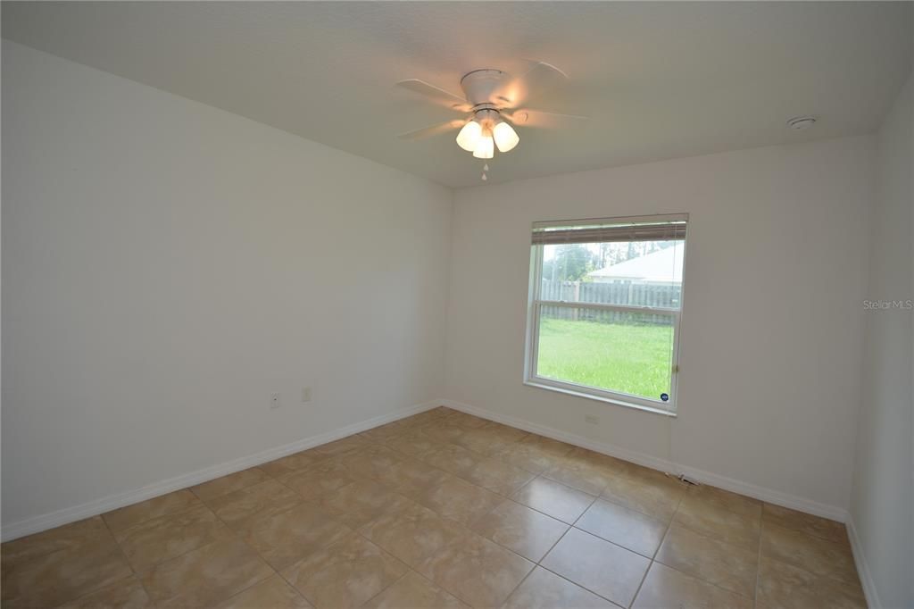 For Rent: $2,000 (3 beds, 2 baths, 1324 Square Feet)