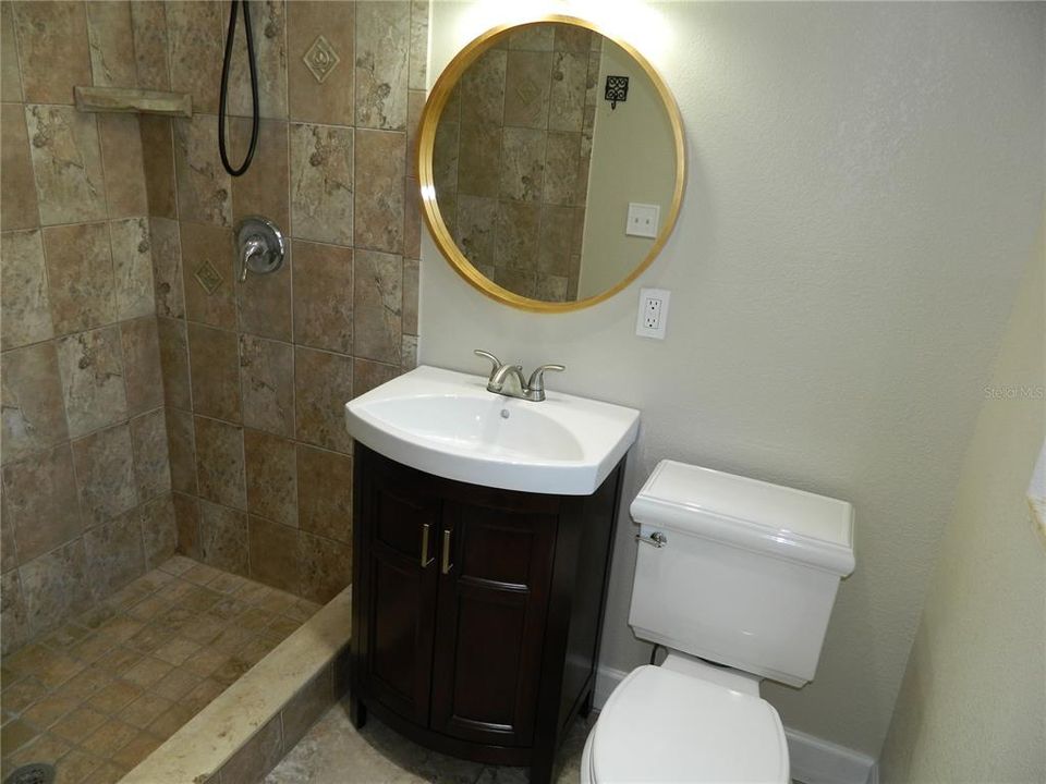 For Rent: $2,750 (2 beds, 2 baths, 1365 Square Feet)