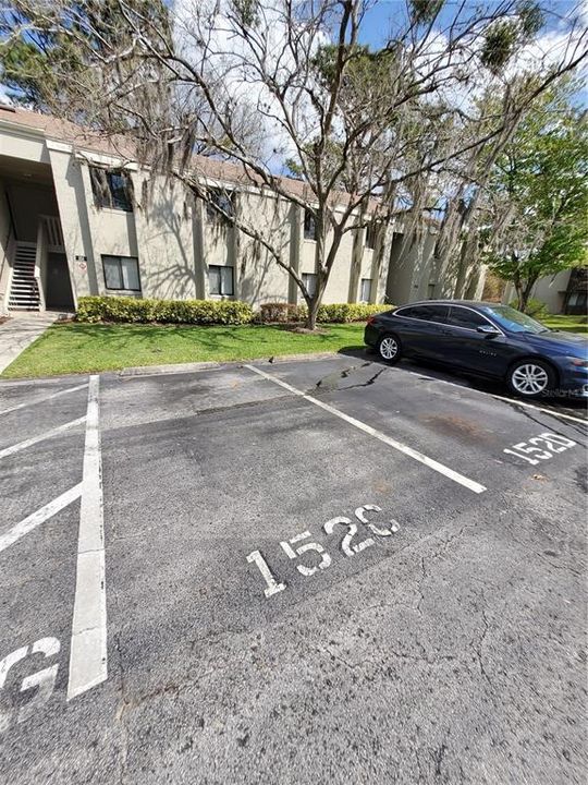 Active With Contract: $1,395 (2 beds, 1 baths, 1020 Square Feet)