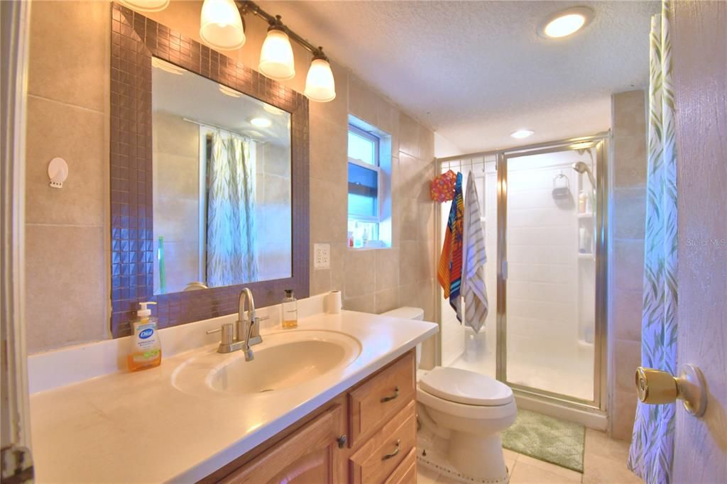 For Sale: $299,900 (3 beds, 2 baths, 1632 Square Feet)