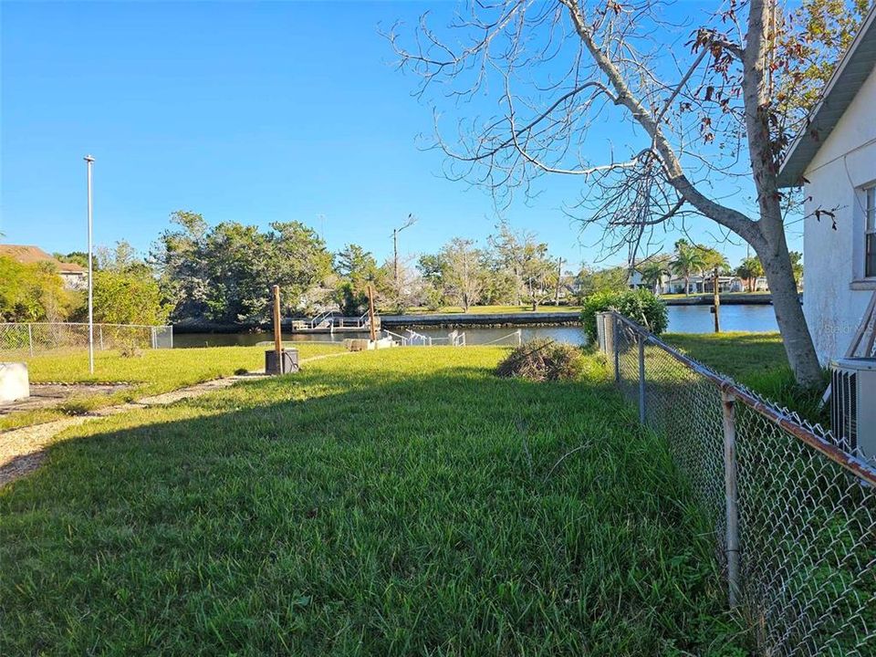 fenced backyard for dogs or kids